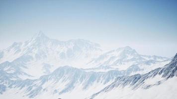 montagnes arctiques dans le nord de la norvège video