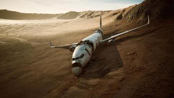 abandoned crushed plane in desert video