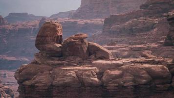 rochers dorés dans le grand canyon video