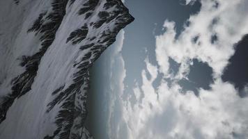 nuvem de tempestade sobre dolomitas video