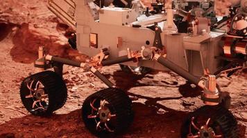 mars rover volharding die de rode planeet verkent. elementen geleverd door nasa. video