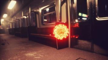 coronavirus covid-19 épidémie métro dans le métro video