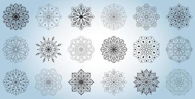 lindo conjunto de mandalas. flores de garabato redondas ornamentales aisladas sobre fondo blanco. adornos decorativos geométricos en estilo étnico oriental. vector