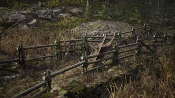 beroemd bergdorp gelegen in de Oostenrijkse Alpen video