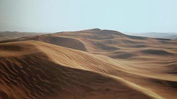 vista de belas dunas de areia no parque nacional de dunas de areia video