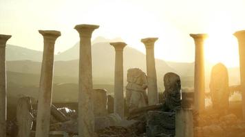 8k antikt grekiskt tempel i Italien video