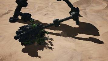 vieja nave espacial alienígena oxidada en el desierto. OVNI video