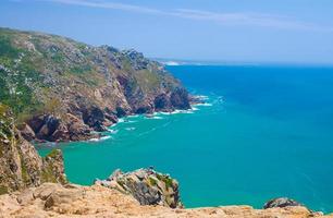 portugal, el cabo occidental roca de europa, paisaje de cabo roca, vista de la costa del océano atlántico desde cabo da roca foto