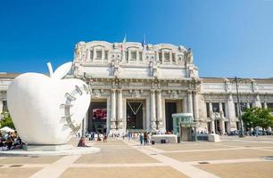 Milano Centrale stazione railway train station, Milan, Italy photo