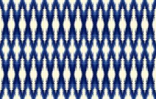 fondo azul de diseño étnico ikat blanco. patrón de ikat de rombo sin costuras en arte abstracto de damasco tribal, bordado popular. estampado de adornos. diseño para alfombras, ropa, envoltura, tela, moda. vector