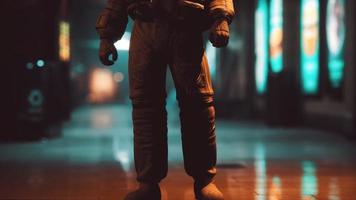astronauta no metrô subterrâneo video