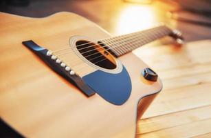 detalle de guitarra clásica con poca profundidad de campo foto