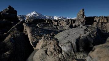Felsen und Steine in den Alpenbergen
