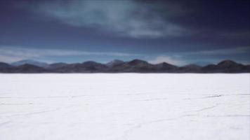 puesta de sol en las salinas de bonneville en estados unidos video