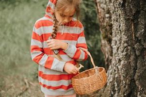 kid mushrooms pickker photo