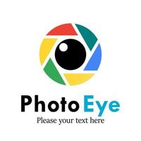 Photo eye logo design template illustration. there are camera and eye. suitable for photographer, eye care, medical, label, factory, brand, company etc vector