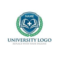 logotipo universitario o educativo en un estilo clásico vector