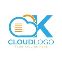 logotipo de tecnología en la nube. letra inicial k con nube y documento para el concepto de tecnología. señal meteorológica de software de datos vector