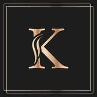 elegante letra k elegante logotipo caligráfico real hermoso. emblema dibujado en oro vintage para diseño de libros, marca, tarjeta de visita, restaurante, boutique u hotel vector