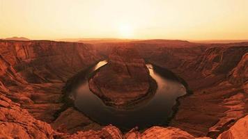 4k timelapse-sekvens av hästskoböj, USA - den ikoniska platsen från dag till natt video