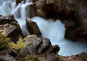 Sunwapta cae en el Parque Nacional Jasper foto