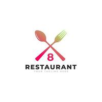 logotipo del restaurante. número 8 con tenedor de cuchara para plantilla de diseño de icono de logotipo de restaurante vector