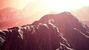 nebbia mattutina nel deserto del sinai video