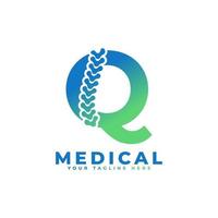 letra q con el logotipo de la columna vertebral del icono. utilizable para logotipos comerciales, científicos, sanitarios, médicos, hospitalarios y naturales. vector