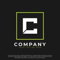 letra c simple dentro del logotipo cuadrado moderno. utilizable para logotipos comerciales y de marca. vector