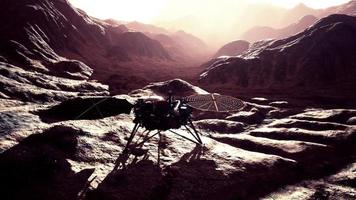 insight mars explorant la surface de la planète rouge. éléments fournis par la nasa. video