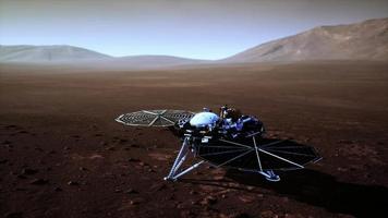 insight mars explorant la surface de la planète rouge. éléments fournis par la nasa. video