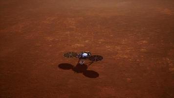 inzicht mars verkennen van het oppervlak van de rode planeet. elementen geleverd door nasa. video