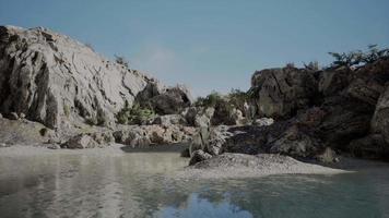 costas rochosas mediterrâneas e paisagem video
