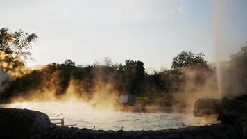 landskap san kamphaeng hotspring chiang mai, thailand video