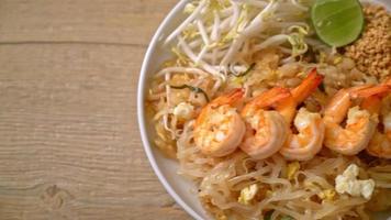 stir-fried noodles with shrimp and sprouts or Pad Thai - Asian food style video