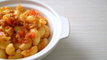 macaroni à la sauce tomate et porc haché, chop suey américain, goulasch américain video