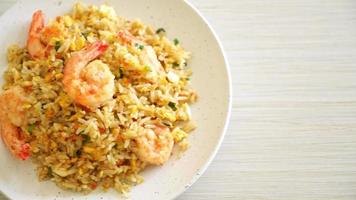 homemade fried shrimps fried rice on plate in Thai style - Asian food style video