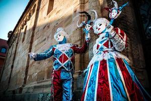 carnaval veneciano en rosheim, alsacia, francia. foto