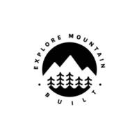 diseño de logotipo de montaña. perfecto para acampar, aventuras al aire libre, expediciones, esquiar y escalar. ilustración de arte vectorial vector