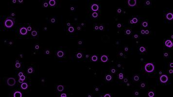 fondo de movimiento de partículas de círculo púrpura. animación de papel tapiz descolorida con color negro. burbuja voladora. video