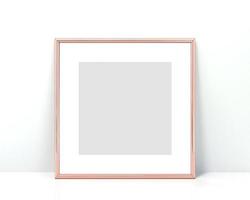 maqueta de marco de oro rosa sobre un fondo blanco. Representación 3d vertical cuadrada 1x1 foto