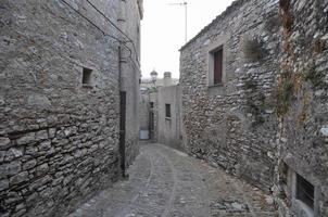 vista de la ciudad de erice foto