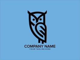 simple owl logo with black outline vector