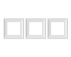 establecer 3 maquetas de marco de imagen cuadrada de 1x1. papel realista, madera o plástico blanco en blanco. plantilla de maqueta de marco de póster aislado sobre fondo blanco. procesamiento 3d foto