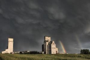 elevador de grano de la pradera foto