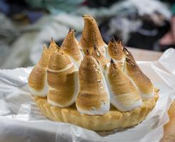 Small meringue pie photo