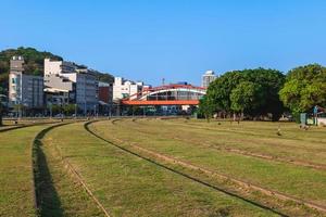 parque cultural del ferrocarril hamasen, originalmente la estación del puerto de kaohsiung, en kaohsiung, taiwán foto