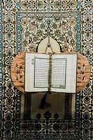 corán libro sagrado de los musulmanes foto