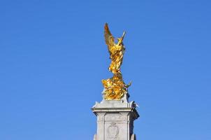 Queen Victoria Memorial in London photo