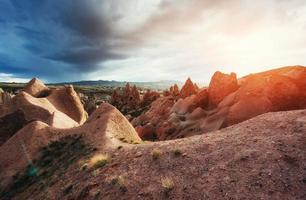 increíble puesta de sol sobre capadocia. pavo. Europa foto